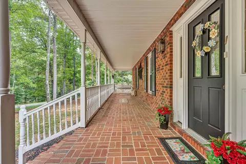 Exterior - 407 Brookledge Dr, Vinton, VA 24179 photo 5 of 22