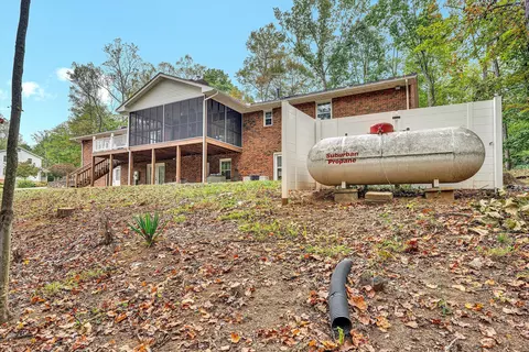 Exterior - 407 Brookledge Dr, Vinton, VA 24179 photo 15 of 22