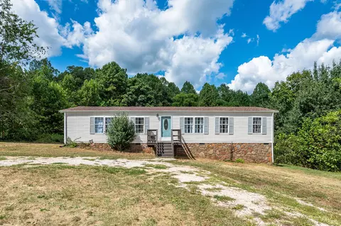 1067 Double Bridges Rd, Spout Spring, VA 24593