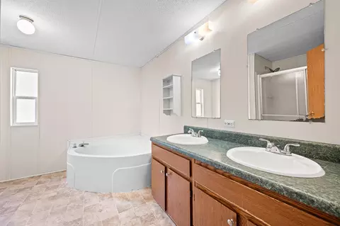 1067 Double Bridges Rd, Spout Spring, VA 24593 photo 24