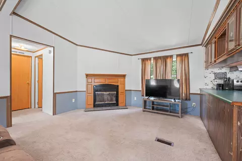 1067 Double Bridges Rd, Spout Spring, VA 24593 photo 13