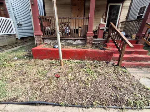 Exterior - 1503 Wise Ave SE, Roanoke, VA 24013 photo 3 of 23