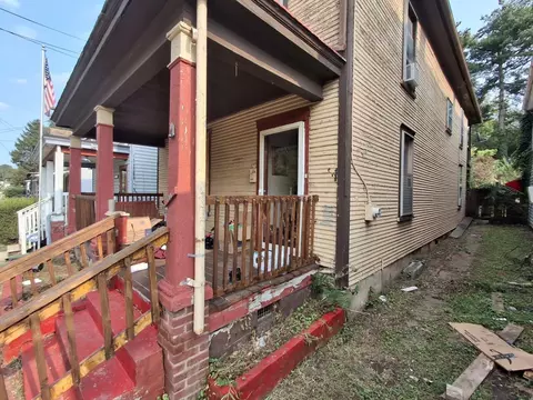 Exterior - 1503 Wise Ave SE, Roanoke, VA 24013 photo 7 of 23