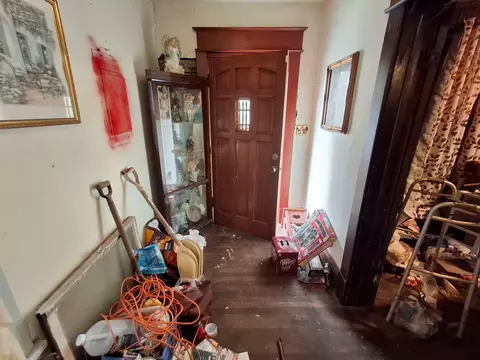 Entry Way - 1503 Wise Ave SE, Roanoke, VA 24013 photo 4 of 11