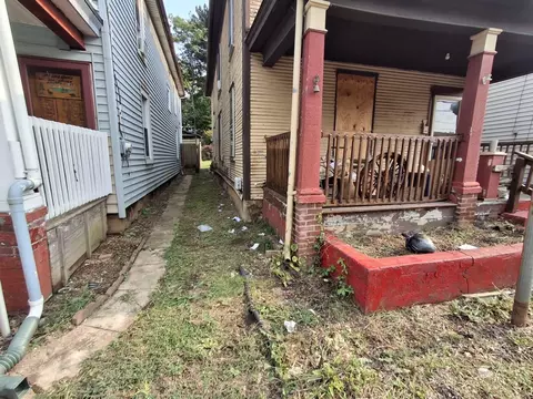 Exterior - 1503 Wise Ave SE, Roanoke, VA 24013 photo 4 of 23