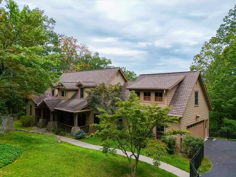 1020 Overlook Pkwy, Hardy, VA 24101