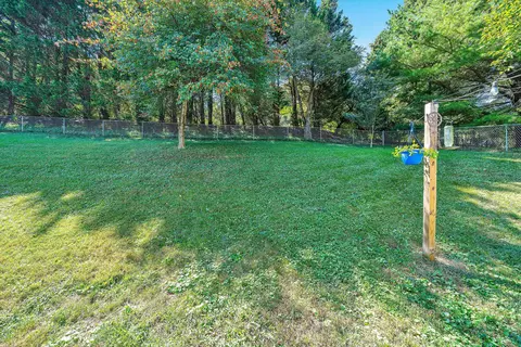 Exterior - 1925 Edgerton Ave SE, Roanoke, VA 24014 photo 7 of 13