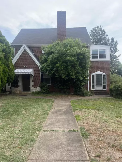 1836 Wakefield Rd SW, Roanoke, VA 24015