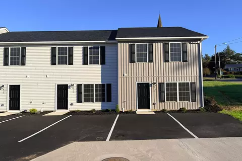 409 N Washington Ave, Pulaski, VA 24301