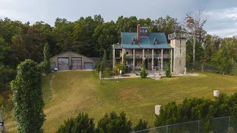 519 Roberson Mill Rd SE, Floyd, VA 24091