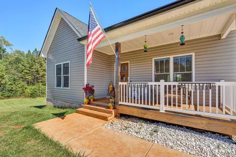 Exterior - 1385 Wheeler Rd, Rustburg, VA 24588 photo 4 of 13