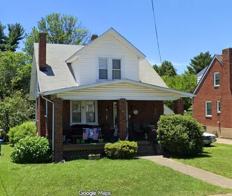 3138 Round Hill Ave NW, Roanoke, VA 24012