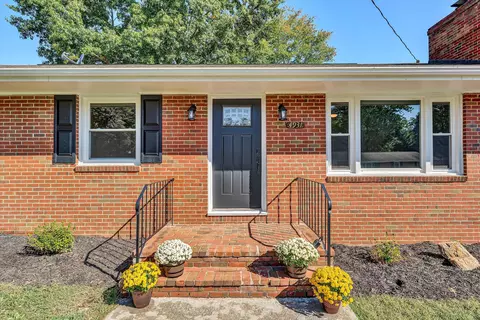 4931 Keithwood Dr SW, Roanoke, VA 24018
