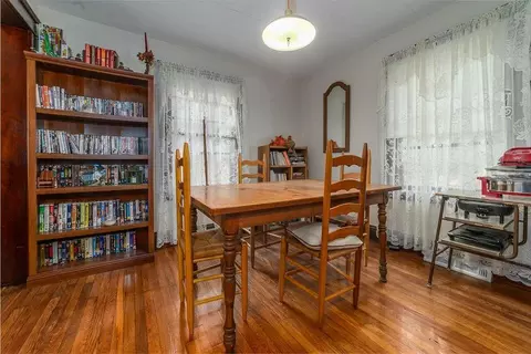 Dining - 8122 Rich Patch Rd, Covington, VA 24426 photo 1 of 2
