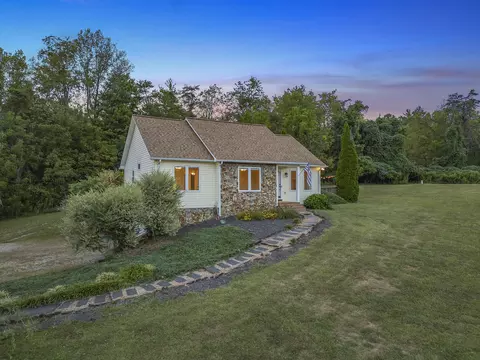 Exterior - 885 Whetstone Rd, Ferrum, VA 24088 photo 4 of 13