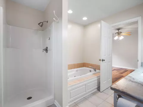 Bath - 885 Whetstone Rd, Ferrum, VA 24088 photo 2 of 4