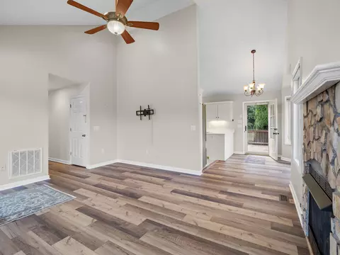 Living - 885 Whetstone Rd, Ferrum, VA 24088 photo 5 of 7