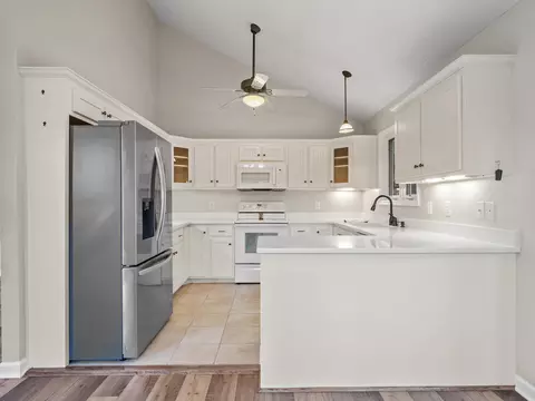 Kitchen - 885 Whetstone Rd, Ferrum, VA 24088 photo 2 of 9
