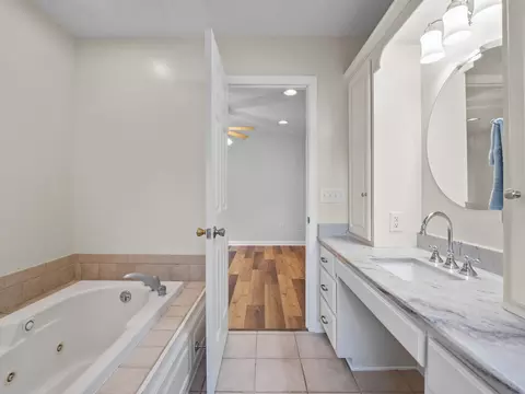 Bath - 885 Whetstone Rd, Ferrum, VA 24088 photo 3 of 4