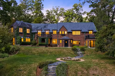 2752 Jefferson St SE, Roanoke, VA 24014