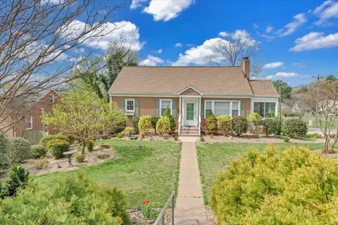 721 Mount Vernon Ave, Salem, VA 24153