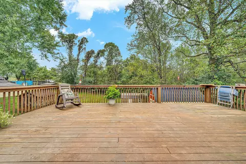 Exterior - 1057 Eaffa Ln, Vinton, VA 24179 photo 3 of 12