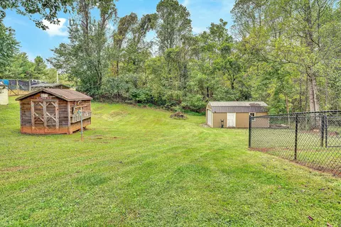Exterior - 1057 Eaffa Ln, Vinton, VA 24179 photo 8 of 12