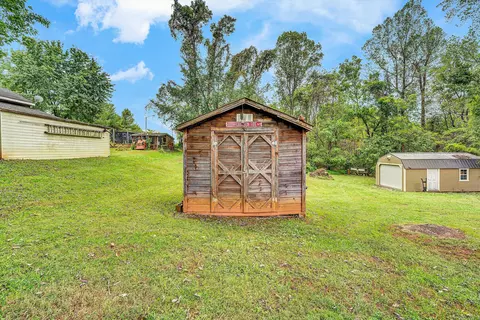 Exterior - 1057 Eaffa Ln, Vinton, VA 24179 photo 9 of 12