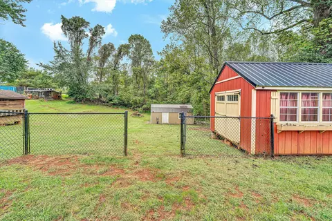 Exterior - 1057 Eaffa Ln, Vinton, VA 24179 photo 7 of 12
