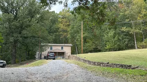 3844 Oakey Dolin Rd, Salem, VA 24153