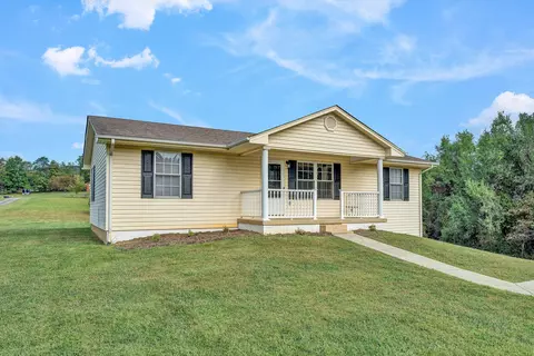 6212 Roberta Rd, Roanoke, VA 24019