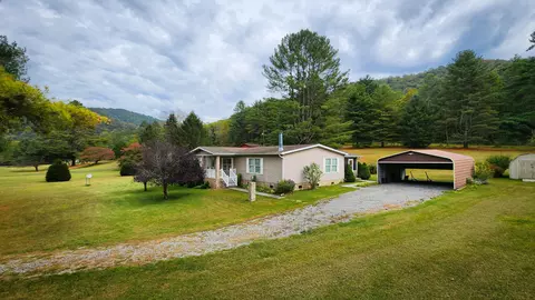 1015 Bolars Draft Rd, Warm Springs, VA 24484