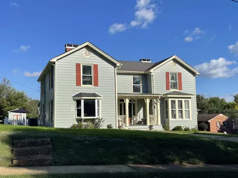721 Grove St, Bedford, VA 24523