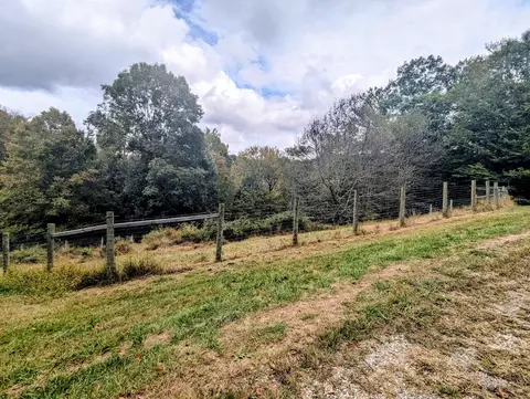 173 Hubbard Rd SW, Willis, VA 24380 photo 42