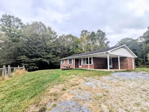 173 Hubbard Rd SW, Willis, VA 24380 photo 47