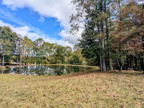 173 Hubbard Rd SW, Willis, VA 24380 photo 9