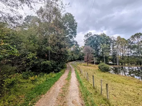 173 Hubbard Rd SW, Willis, VA 24380 photo 39