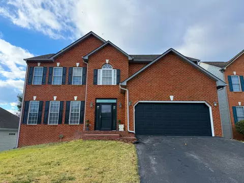 7522 New Barrens Ct, Roanoke, VA 24019