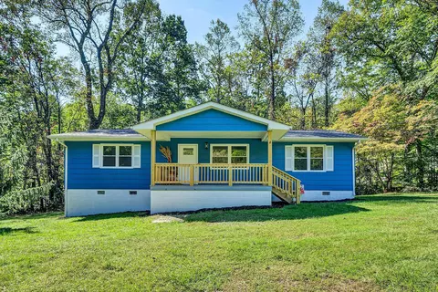 1848 Mountainwood Dr, Salem, VA 24153