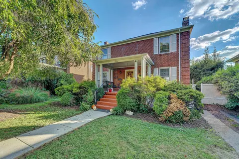 2334 Maiden Ln SW, Roanoke, VA 24015