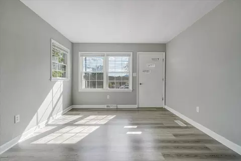 406 E Augusta Ave, Vinton, VA 24179 photo 4