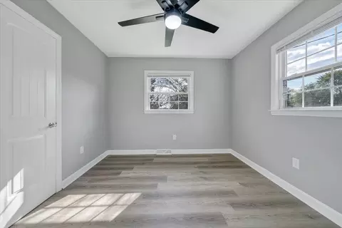 406 E Augusta Ave, Vinton, VA 24179 photo 18