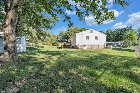 Exterior - 3516 Springtree Cir NE, Roanoke, VA 24012 photo 15 of 16