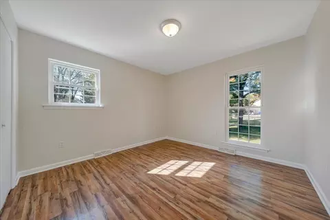 Bedroom - 3516 Springtree Cir NE, Roanoke, VA 24012 photo 2 of 3