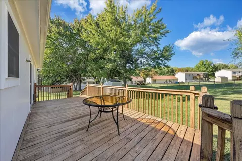Exterior - 3516 Springtree Cir NE, Roanoke, VA 24012 photo 9 of 16