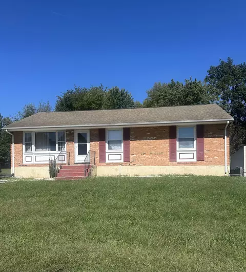 304 Clubhouse Dr, Roanoke, VA 24019