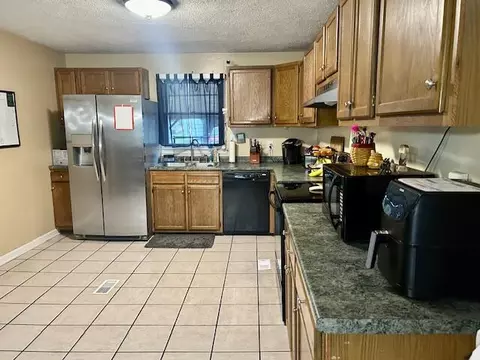 Kitchen - 36 Boyd St, Buchanan, VA 24066 photo 2 of 2