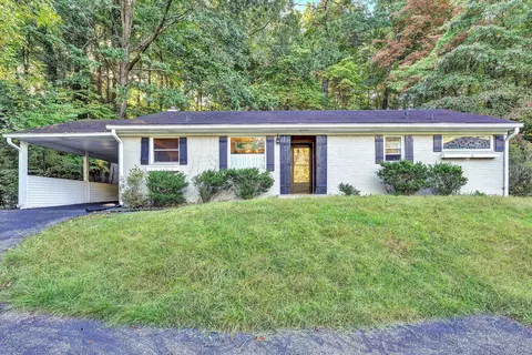 2540 Sweetbrier Ave SW, Roanoke, VA 24015