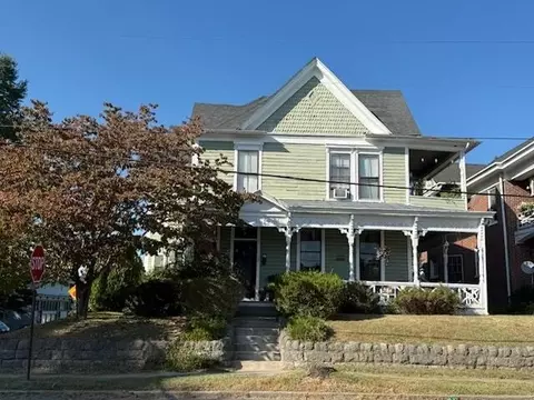 379 Walnut Ave SW, Roanoke, VA 24016