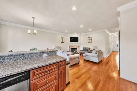 867 Walhalla Ct, Roanoke, VA 24019 photo 9